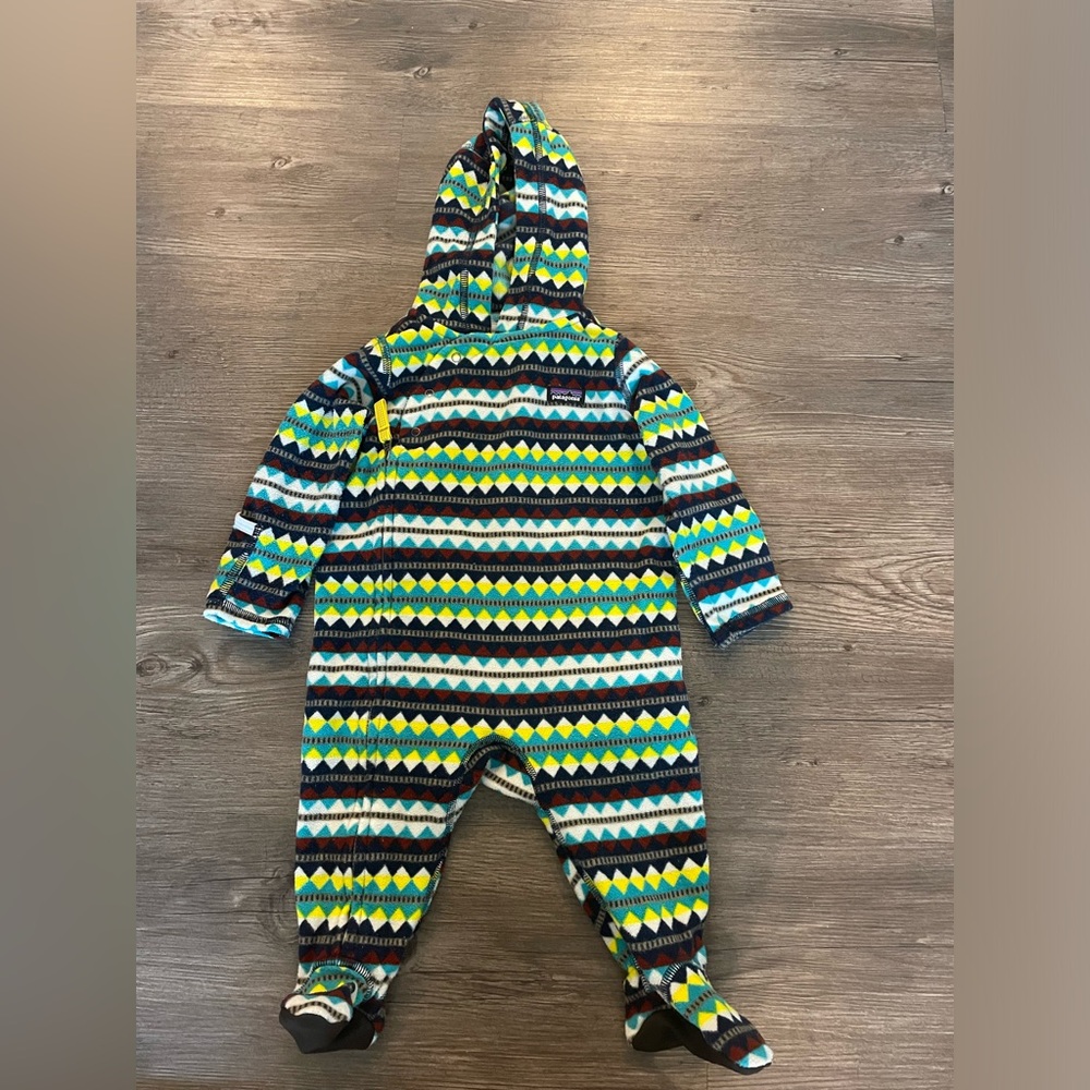 Patagonia 3-6 month fleece bunting onesie